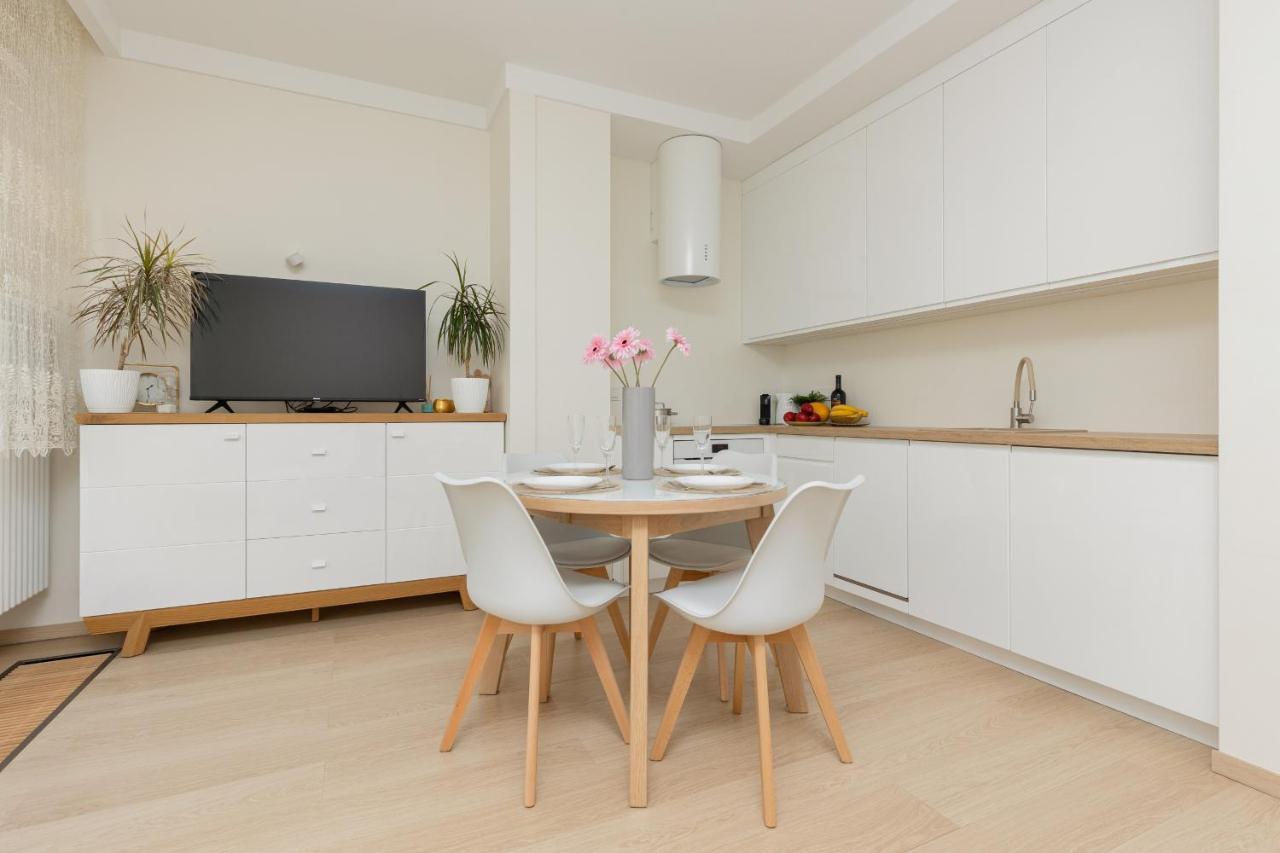 Warsaw Apartment Woronicza Home Office By Noclegi Renters Varsóvia Exterior foto